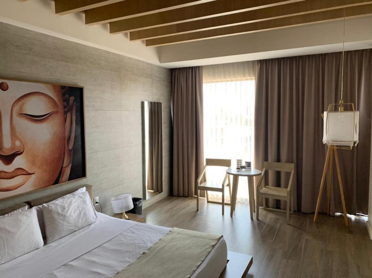 גואדלחארה Motel Okura Villas Y Suites מראה חיצוני תמונה