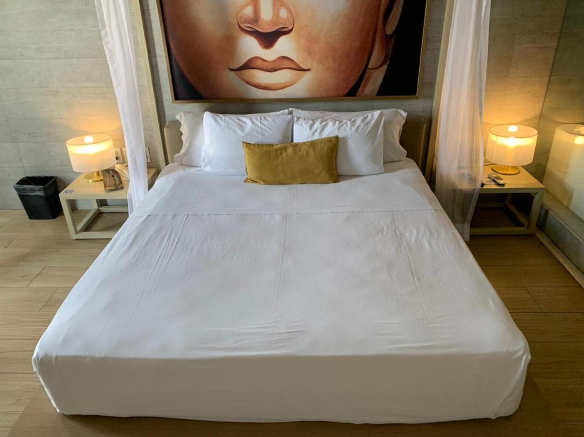 גואדלחארה Motel Okura Villas Y Suites מראה חיצוני תמונה