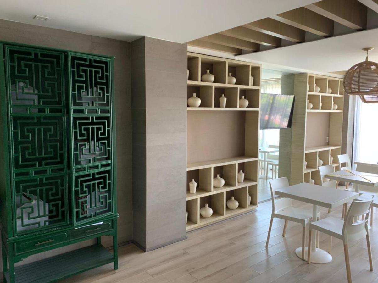 גואדלחארה Motel Okura Villas Y Suites מראה חיצוני תמונה