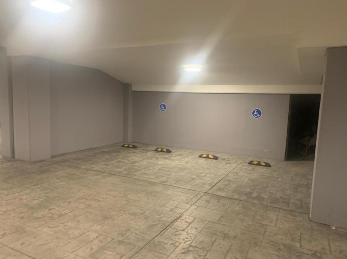 גואדלחארה Motel Okura Villas Y Suites מראה חיצוני תמונה