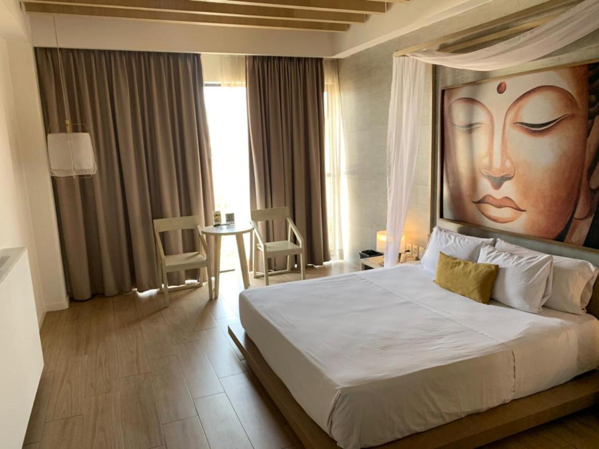 גואדלחארה Motel Okura Villas Y Suites מראה חיצוני תמונה